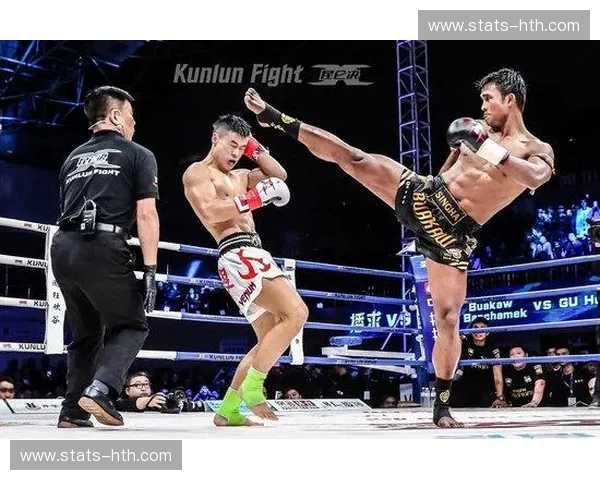 拳台上的王者对决：恩里克·科尔vs播求，一场不容错过的传奇之战